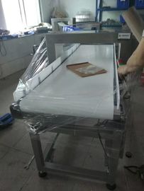 食品包装のための120Wコンベヤー ベルトの金属探知器12か月の保証